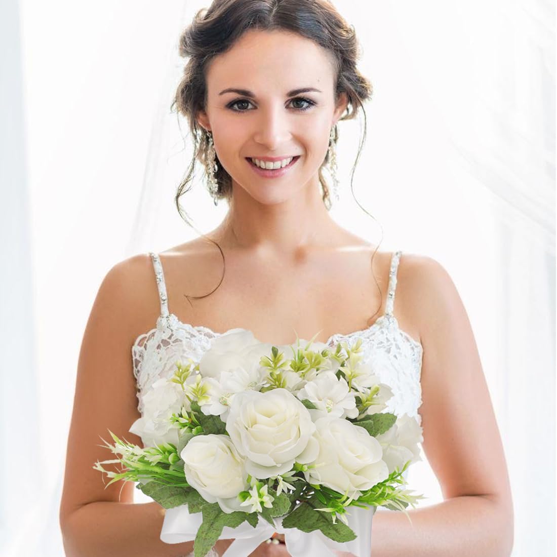 CYANLUX Artificial Wedding Bouquet with Roses and Pearls White