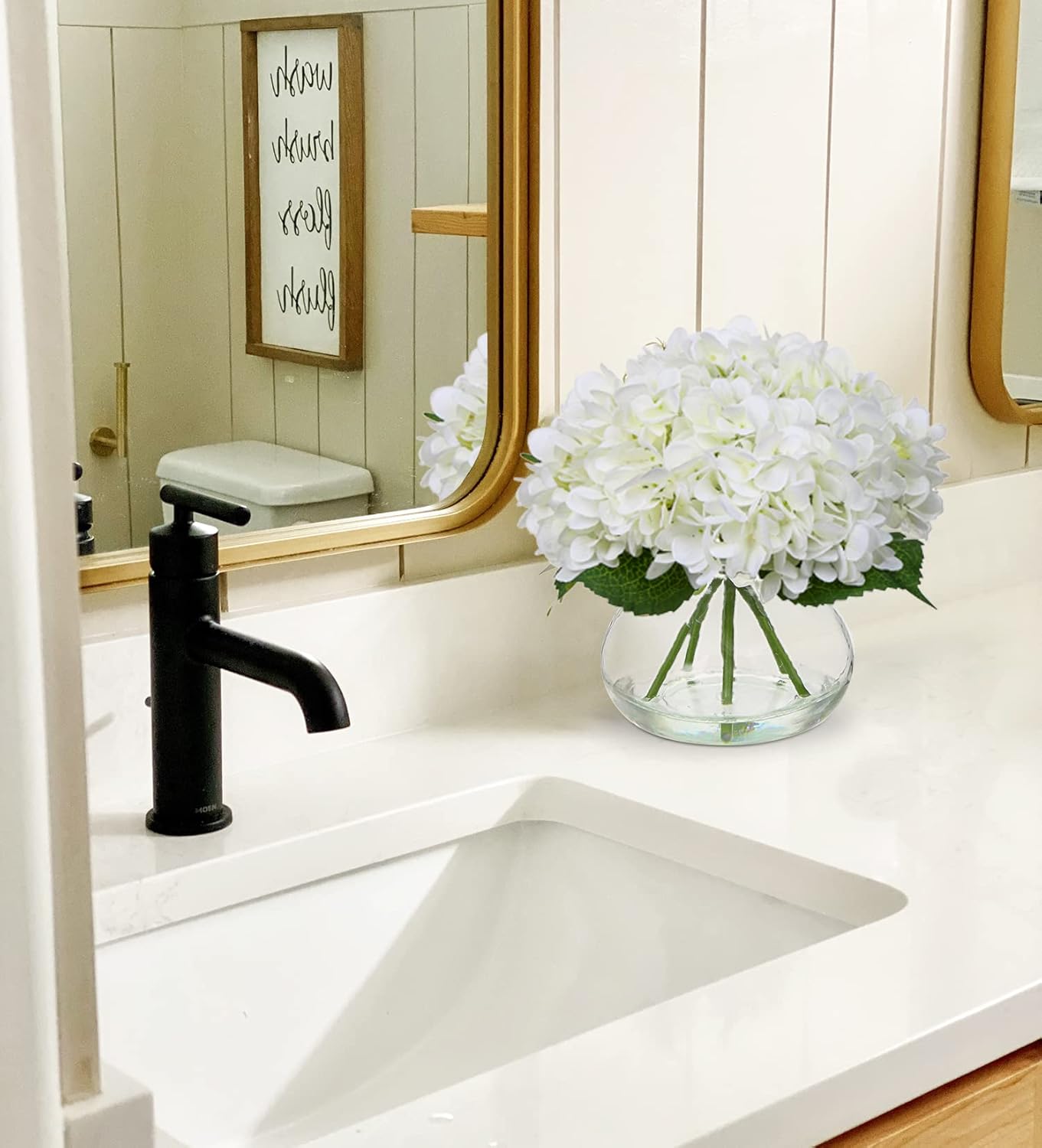 Hollyone Artificial Hydrangea Flowers with Glass Vase