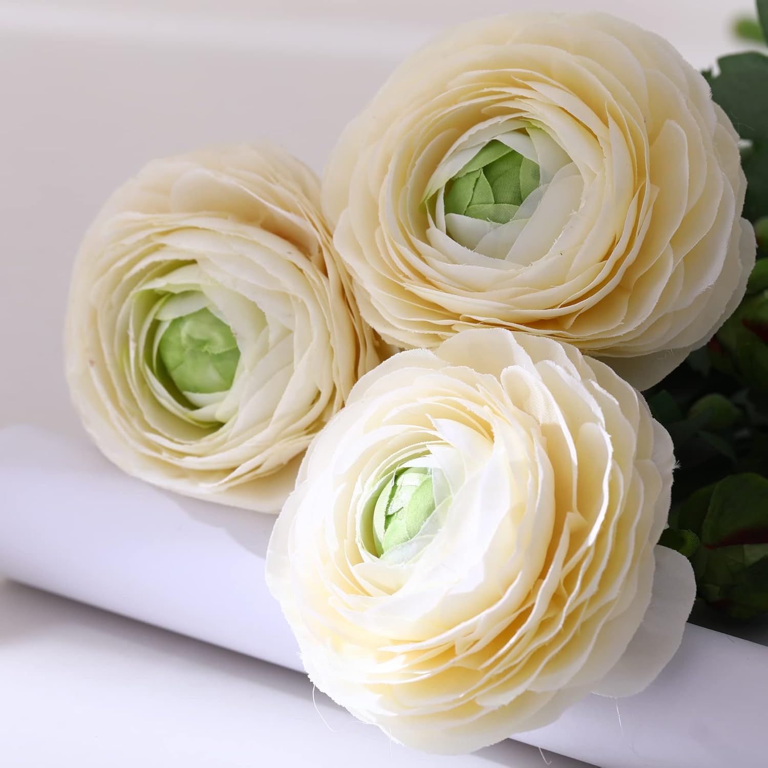 TOPIA Artificial Ranunculus Flowers 6 Pack White