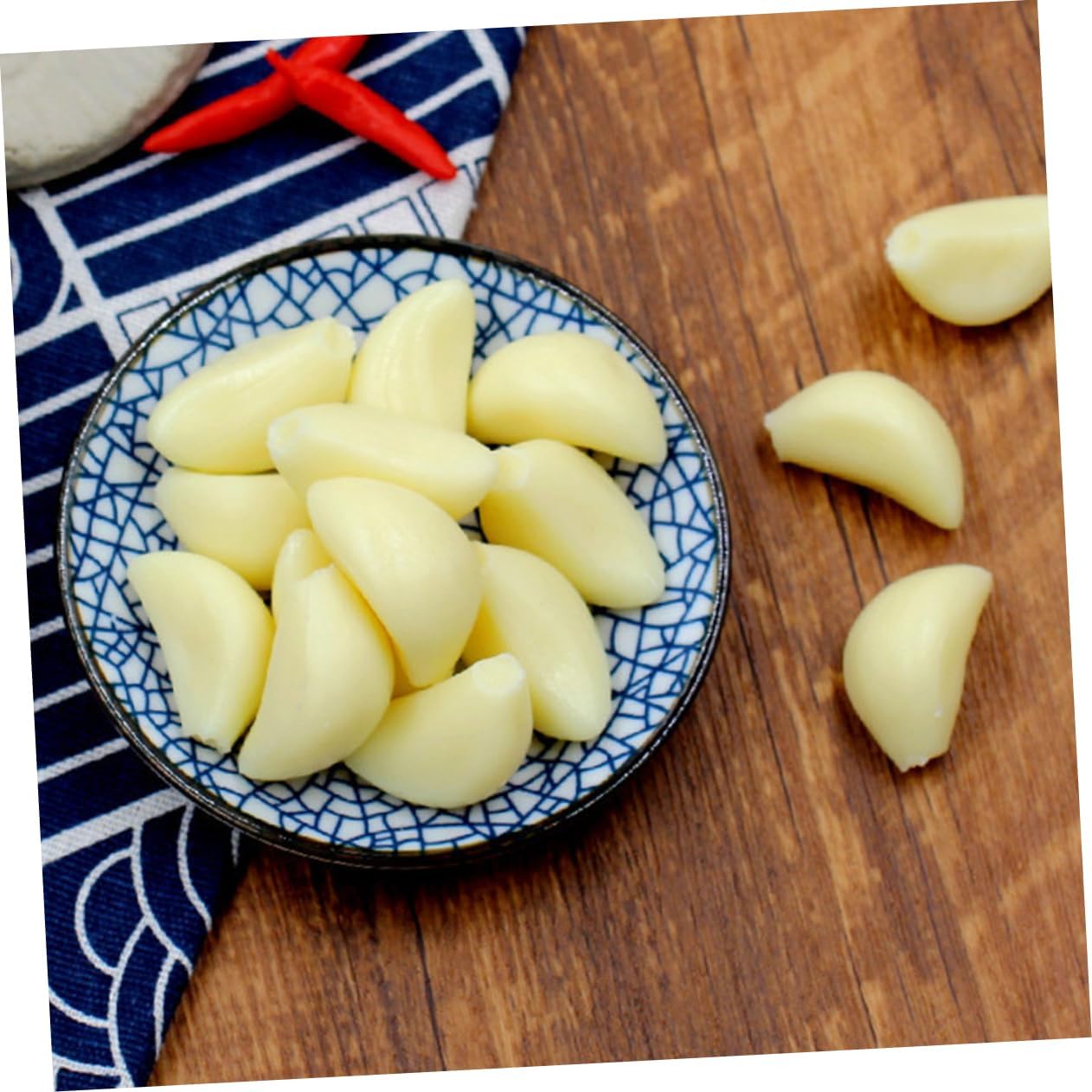 MAGICLULU 10pcs Artificial Garlic Cloves for Kitchen Display