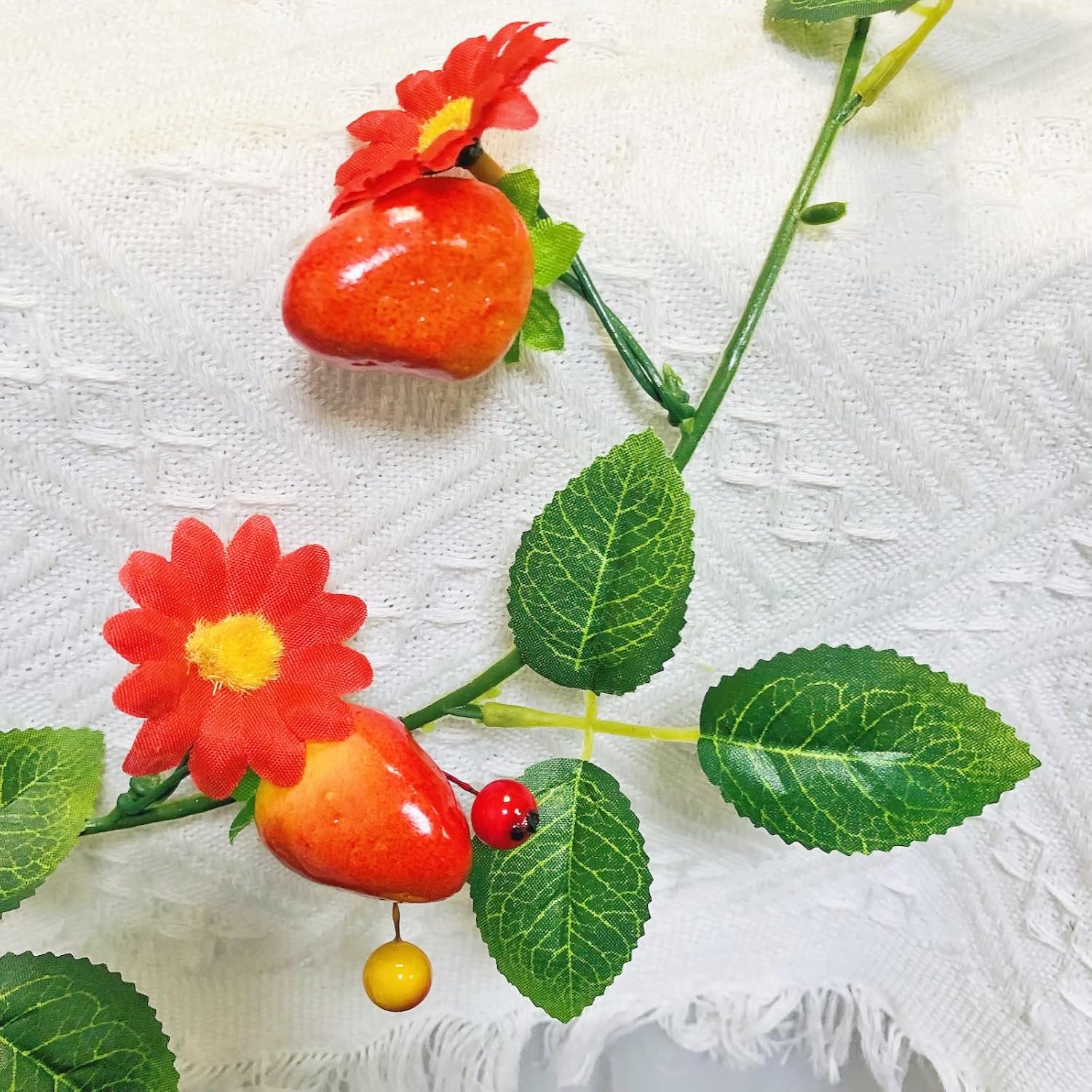 Artificial Strawberry Red Flower Garland for Wedding Home Garden